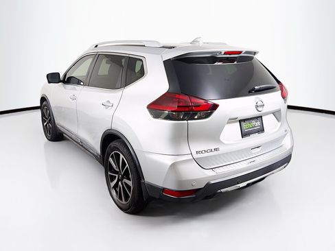 Used 2019 Nissan Rogue SL w/ Premium Package FWD image 5