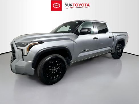 Used 2025 Toyota Tundra SR5 image 9