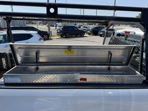 Used 2018 Ford F250 XL w/ Power Equipment Group RWD image 32
