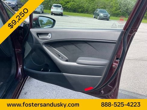 Used 2017 Kia Forte LX FWD image 20