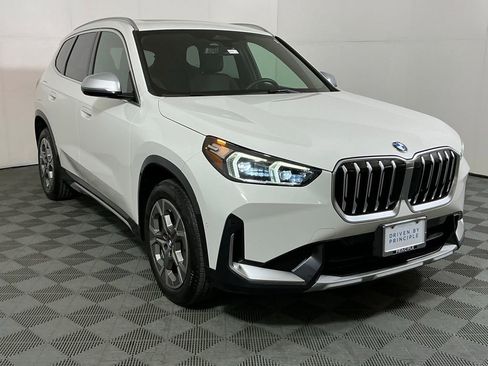 Certified 2023 BMW X1 xDrive28i w/ Convenience Package image 4