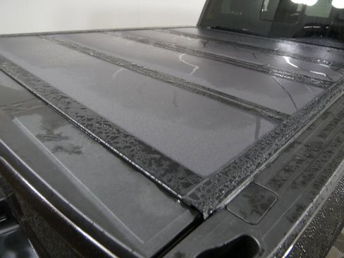 Used 2025 Ford F250 Lariat w/ Chrome Package image 3