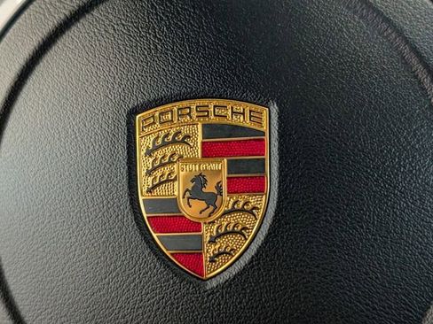 Used 2016 Porsche 911 Carrera Black Edition image 19