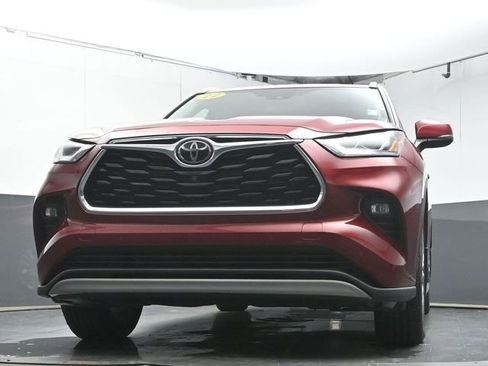 Used 2022 Toyota Highlander Platinum AWD/4WD image 35