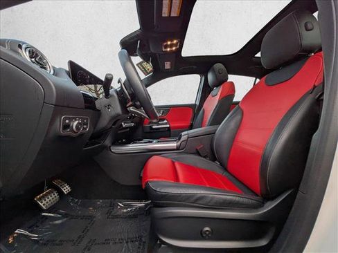 Certified 2025 Mercedes-Benz GLA 35 AMG AMG GLA 35 image 17