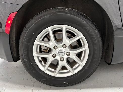 Used 2025 Chrysler Pacifica Select FWD image 62