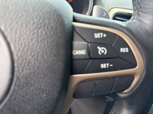 Used 2014 Jeep Grand Cherokee Limited AWD/4WD image 22