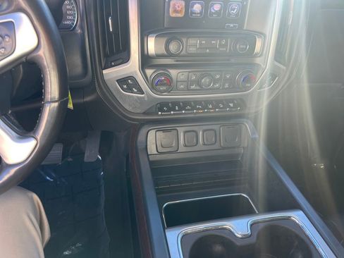 Used 2018 GMC Sierra 2500 SLT w/ Duramax Plus Package image 20