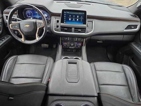 Used 2024 Chevrolet Suburban High Country w/ Advanced Technology Package image 13