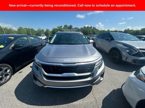 Used 2022 Kia Seltos EX AWD/4WD image 1