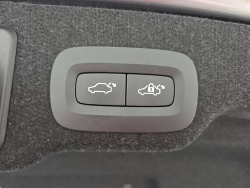 Used 2018 Volvo S90 T5 Momentum w/ Convenience Package AWD/4WD image 33
