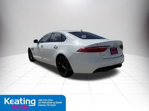 Used 2020 Jaguar XF Premium image 9