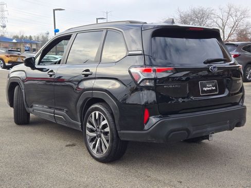 Used 2025 Subaru Forester Touring image 17