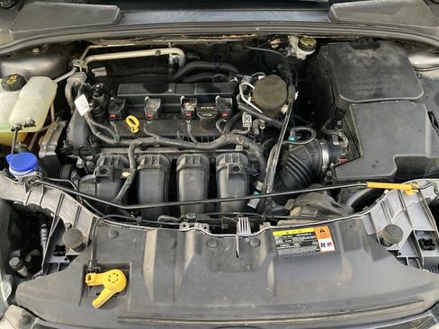 Used 2013 Ford Focus Titanium w/ Titanium Handling Pkg image 23