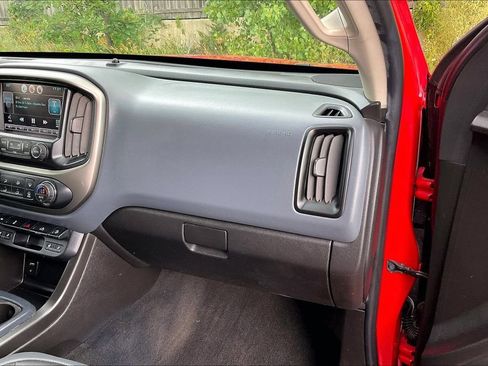 Used 2015 Chevrolet Colorado Z71 AWD/4WD image 15