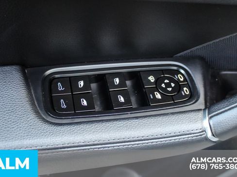 Used 2023 Porsche Cayenne S w/ Premium Package AWD/4WD image 39