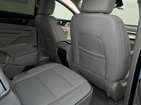 New 2026 Buick Enclave Avenir w/ Super Cruise Package AWD/4WD image 30