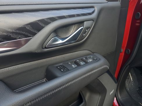 Used 2023 GMC Yukon Denali w/ Denali Reserve Package image 20