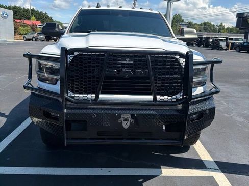 Used 2020 RAM 3500 Laramie AWD/4WD image 2