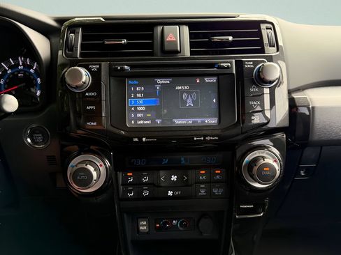 Used 2019 Toyota 4Runner Limited AWD/4WD image 18