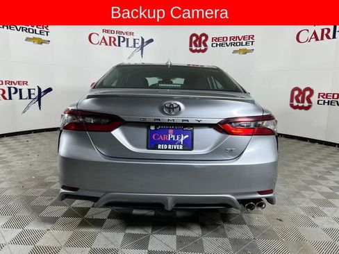 Used 2024 Toyota Camry SE image 7