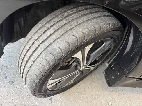 Used 2018 Nissan Leaf SV w/ SV Technology Package image 27