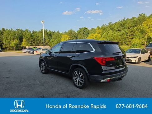 Used 2016 Honda Pilot Touring image 3