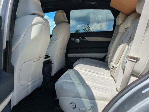 New 2025 Genesis GV80 3.5T Prestige image 11