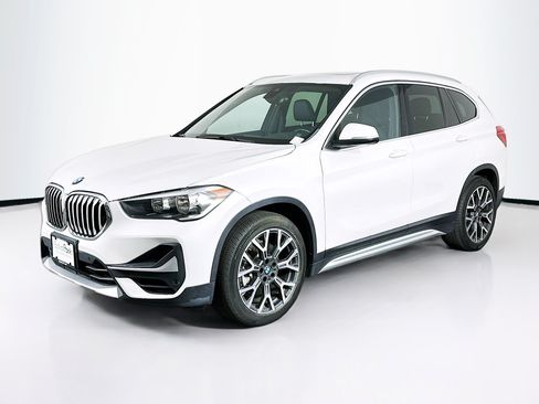 Used 2021 BMW X1 sDrive28i w/ Convenience Package FWD image 3