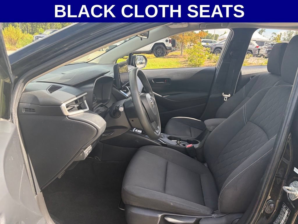 Used 2023 Toyota Corolla LE FWD image 4