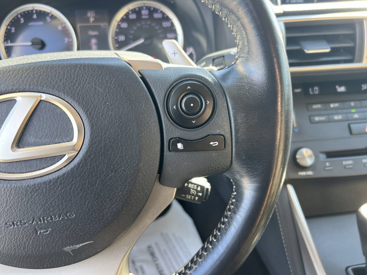 Used 2016 Lexus IS 200t RWD image 20