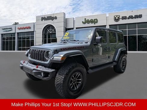 Certified 2025 Jeep Wrangler Unlimited Rubicon AWD/4WD image 7