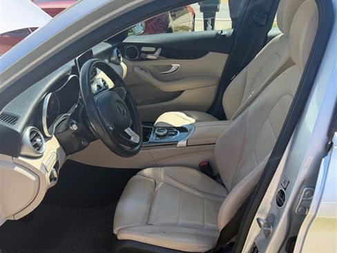 Used 2018 Mercedes-Benz C 300 Sedan image 3
