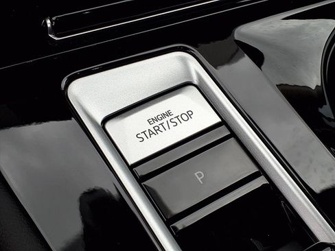 New 2026 Volkswagen Atlas SEL Premium R-Line image 18