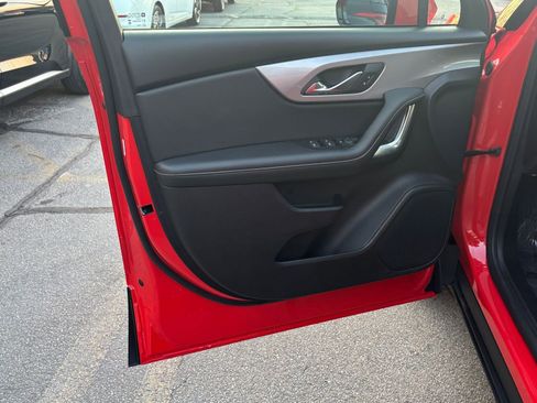 Used 2025 Chevrolet Blazer LT image 18