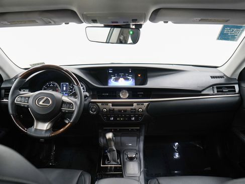 Used 2018 Lexus ES 350 w/ Premier Package FWD image 13