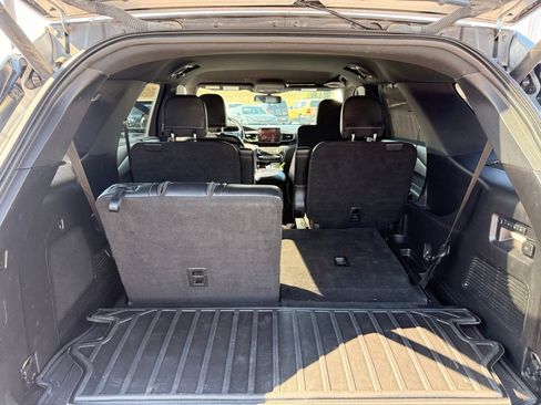 Used 2020 Ford Explorer Limited image 6