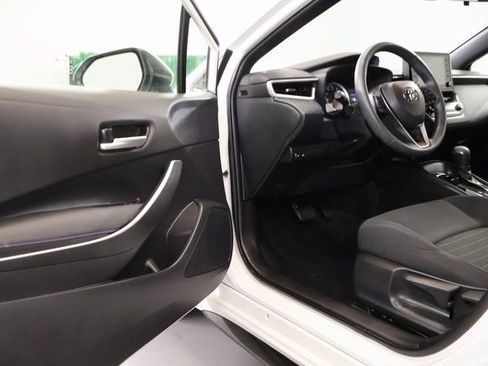 Certified 2022 Toyota Corolla SE image 9
