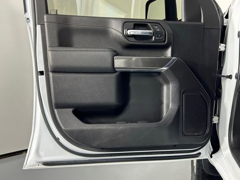 Used 2023 GMC Sierra 3500 AT4 image 33