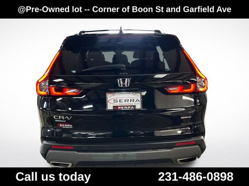Used 2023 Honda CR-V Sport Touring image 4