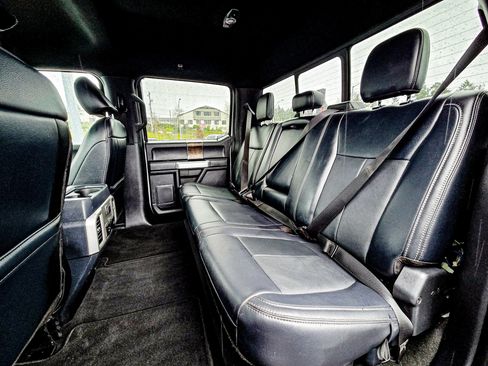 Used 2022 Ford F250 Lariat w/ Lariat Value Package AWD/4WD image 12