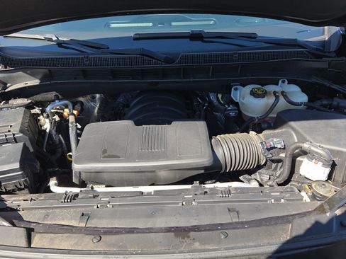 Used 2023 Chevrolet Traverse LT image 31