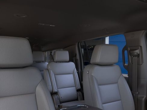 New 2026 Chevrolet Suburban LT image 48