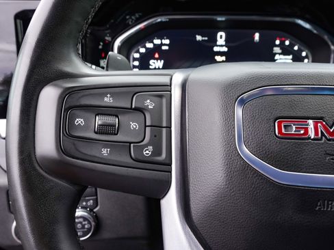 Used 2025 GMC Sierra 1500 Elevation image 27
