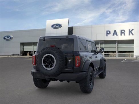 New 2025 Ford Bronco Outer Banks w/ Sasquatch Package image 8