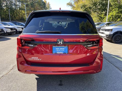 New 2026 Honda Odyssey EX-L image 3