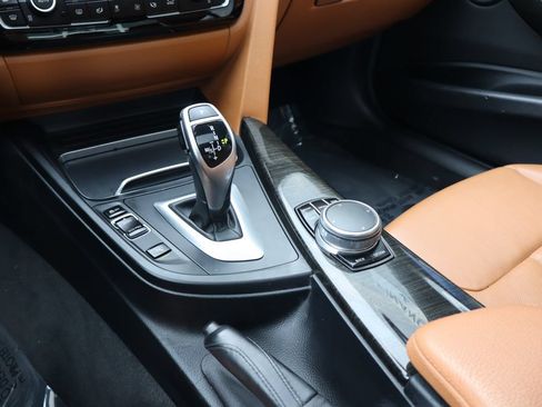 Used 2018 BMW 330i xDrive Sedan AWD/4WD image 20