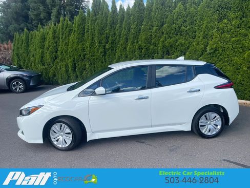Used 2025 Nissan Leaf S FWD image 5