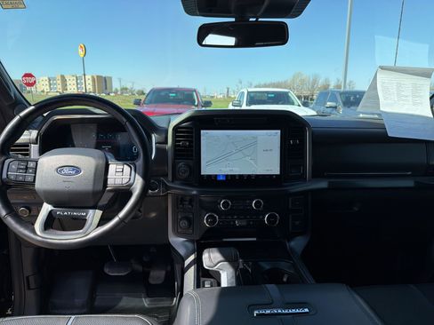 Used 2025 Ford F150 Platinum w/ FX4 Off-Road Package image 26
