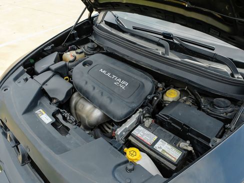 Used 2017 Jeep Cherokee Latitude w/ Safety/Convenience Group image 49